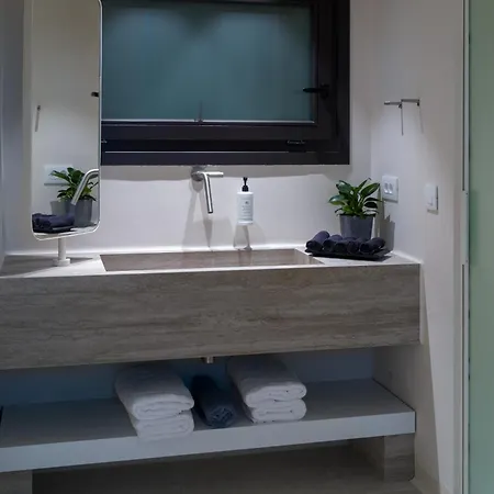 Vezo Mykonos فندق 4*