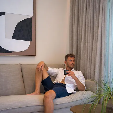 Vezo Mykonos تورلوس