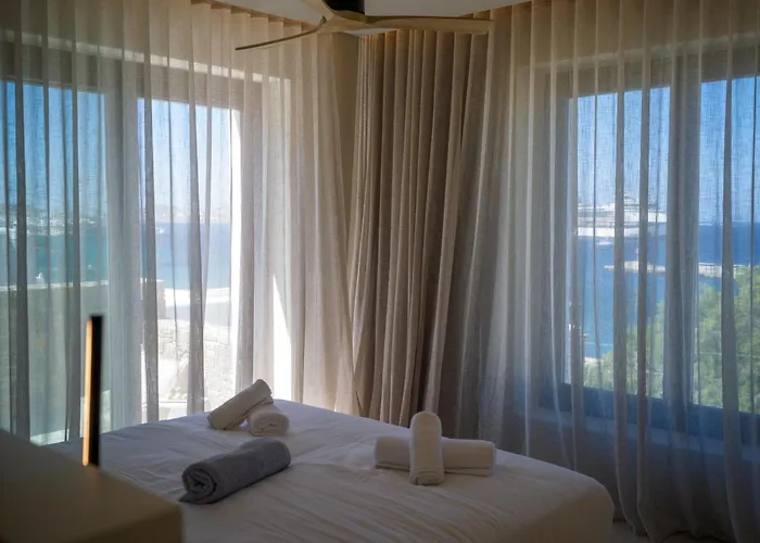 Vezo Mykonos 4* Tourlos