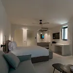 Vezo Mykonos