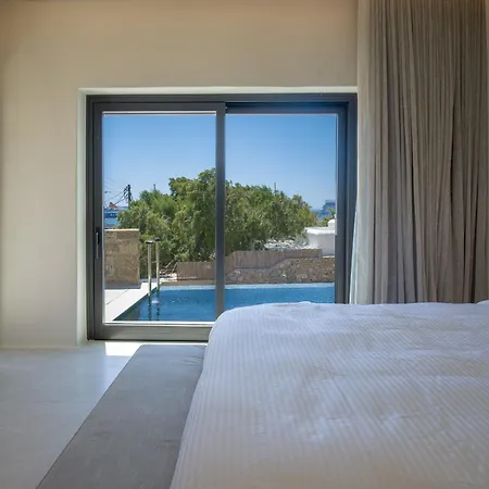 Vezo Mykonos Tourlos